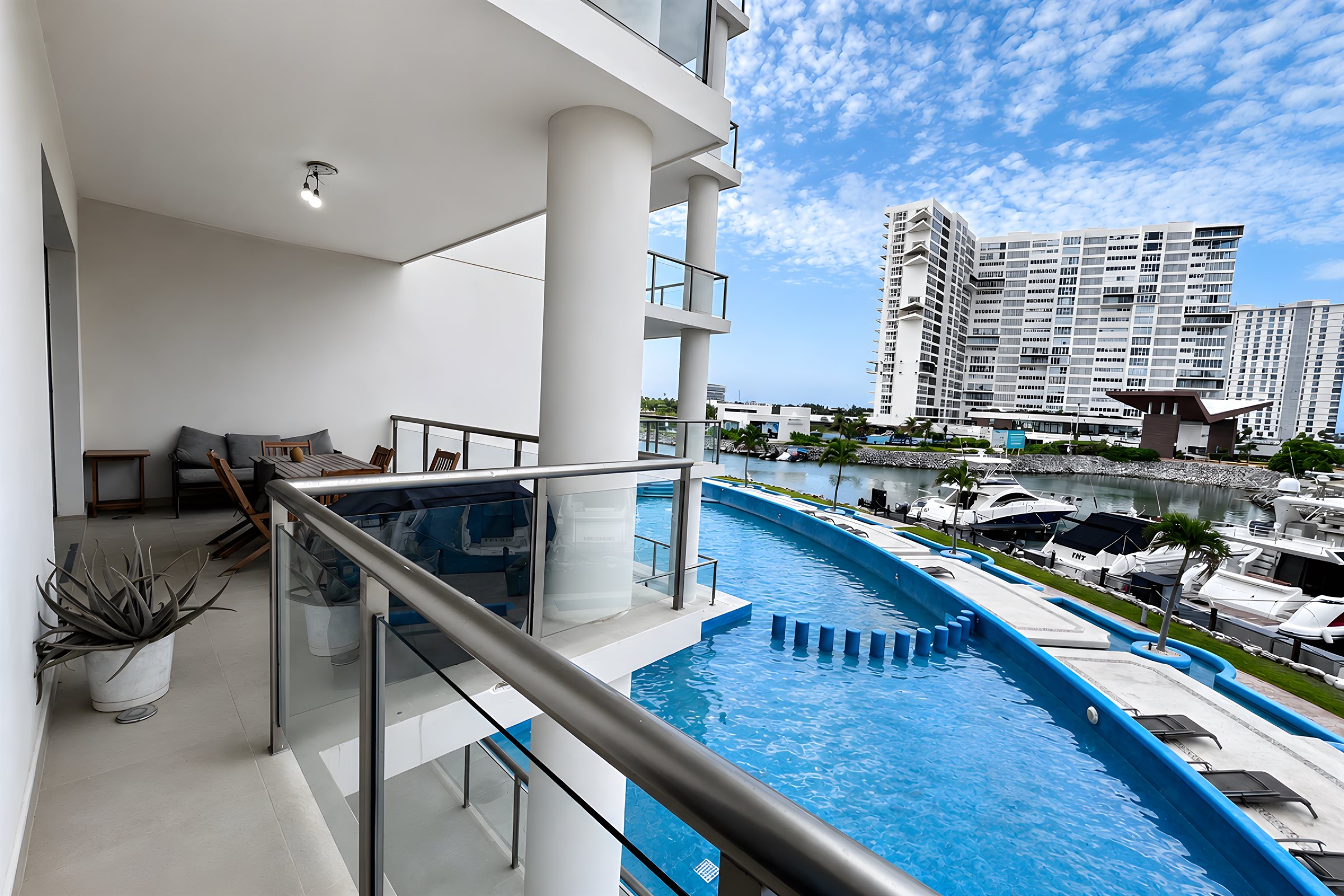 Departamento en renta Puerto Cancún Maioris Marina Residences departamento 77
