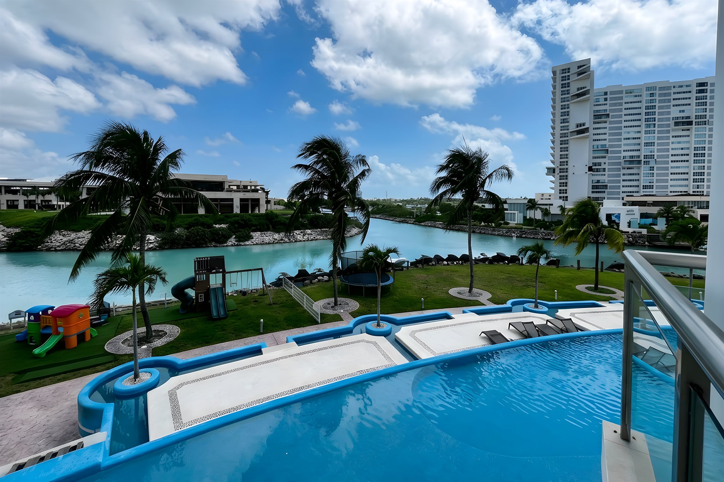 Departamento en renta Puerto Cancún Maioris Marina Residences departamento 2